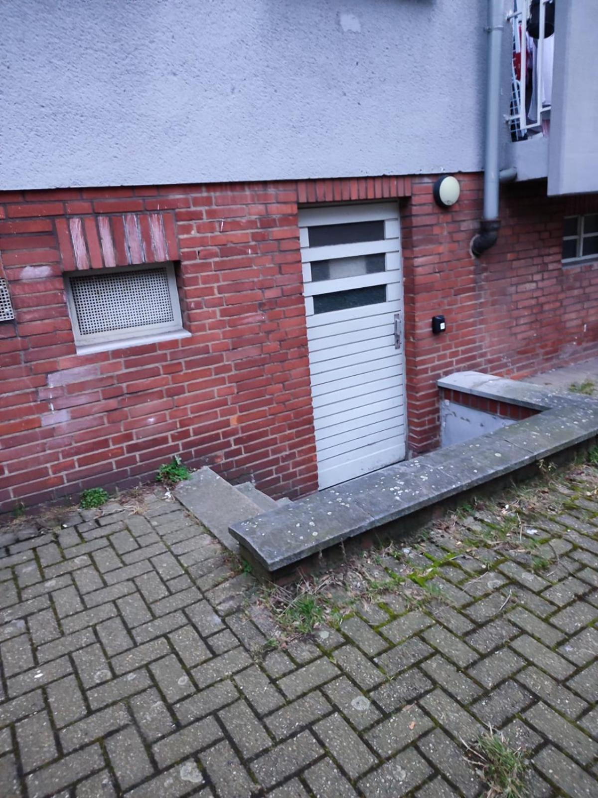Ferienwohnung Monteurwohnung Messewohnung Duisburg Sued Grenze Duesseldorf 6 Personen Bagian luar foto