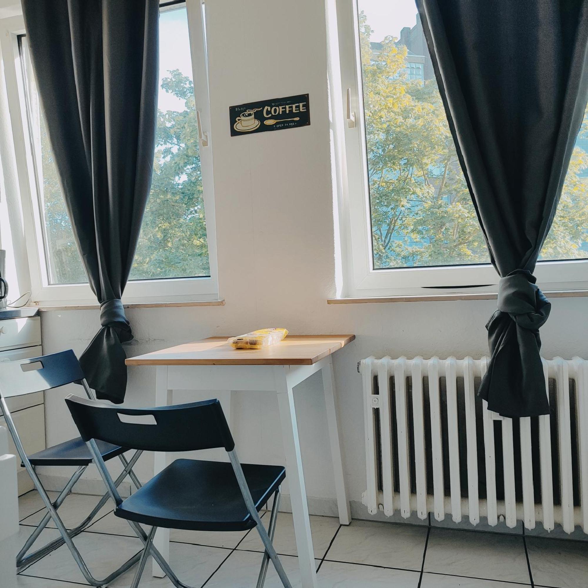 Ferienwohnung Monteurwohnung Messewohnung Duisburg Sued Grenze Duesseldorf 6 Personen Bagian luar foto
